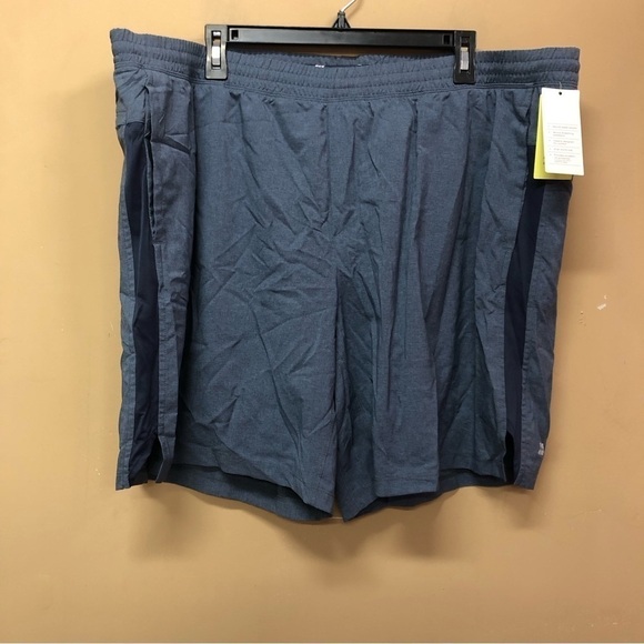 All In Motion Mens 9 Inch Inseam Running Shorts Size XXL NWT - Picture 1 of 3